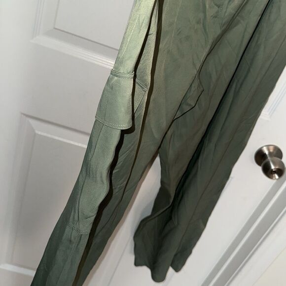 Nordstrom lightweight green cargo pants NWOT size 18 - Picture 6 of 7